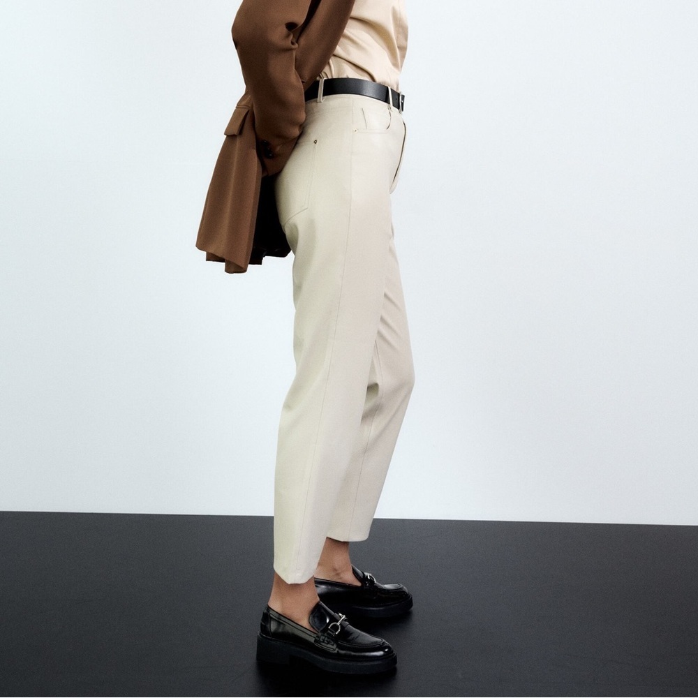 Zara cream faux leather mom fit pants Womens size 2 - Picture 2 of 7